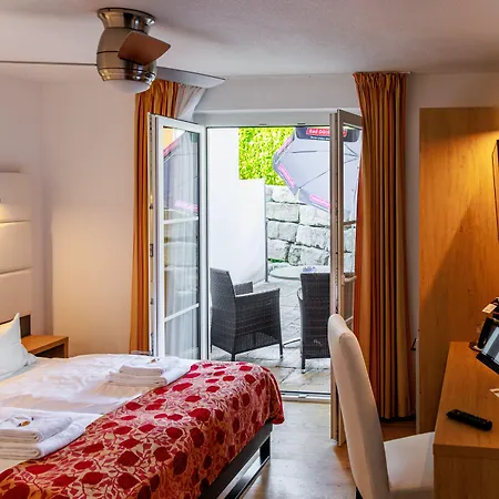 מלון Bodensee-hotel Kreuz