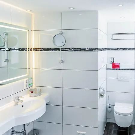 科鲁兹博登湖酒店 乌尔丁根-米尔霍芬