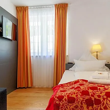 Bodensee-hotel Kreuz 3*