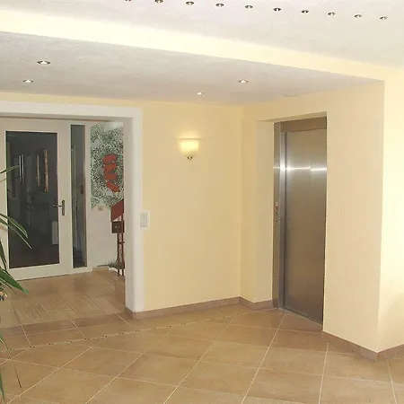 Bodensee-hotel Kreuz מלון Uhldingen-Mühlhofen