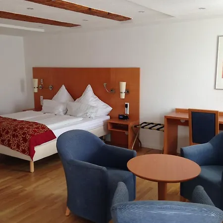 科鲁兹博登湖酒店