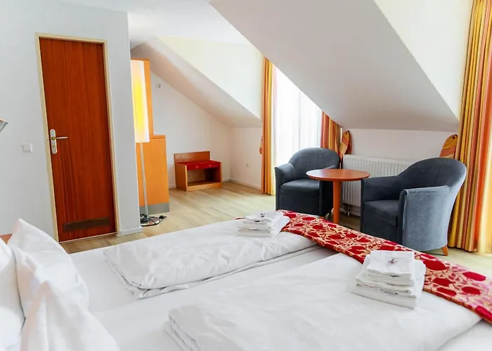 酒店 科鲁兹博登湖酒店 3*