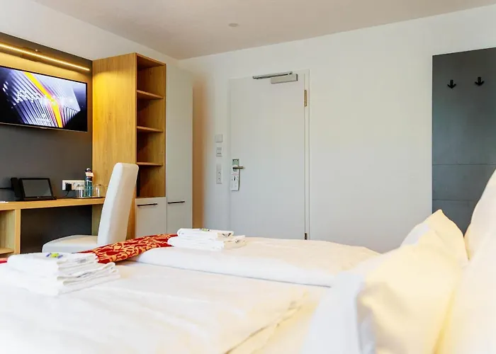 科鲁兹博登湖酒店 酒店