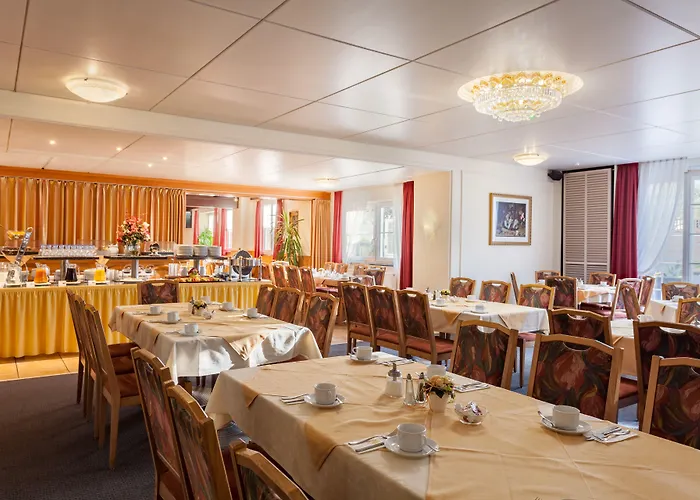 科鲁兹博登湖酒店 3*