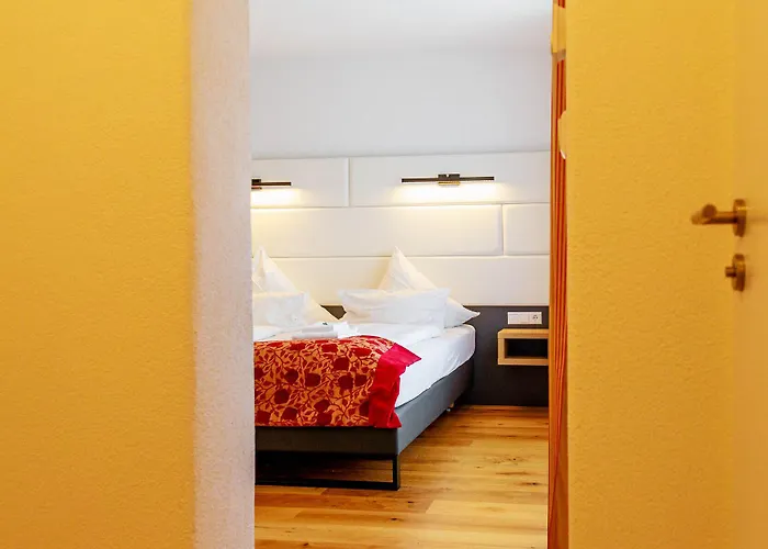 酒店 科鲁兹博登湖酒店 3*