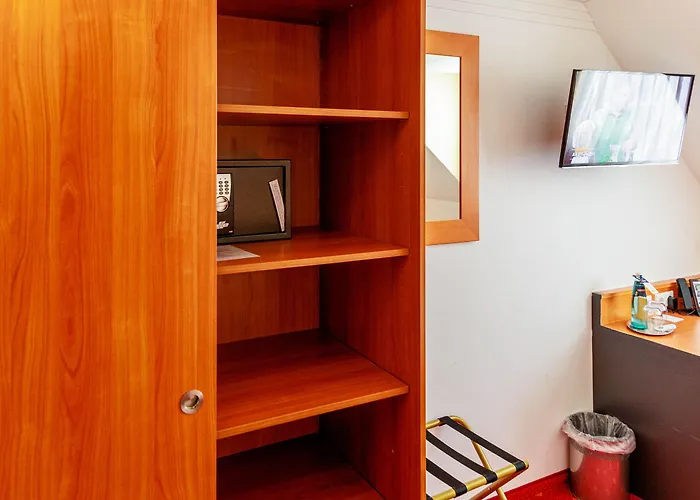 酒店 科鲁兹博登湖酒店 3*